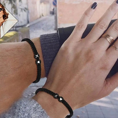 Pulsera Corazón Inicial Personalizada – Pulsera de Cuerda Trenzada Hecha a Mano con Letras de la A a la Z para Hombres y Mujeres | Regalo de Joyería para Parejas y Amigos