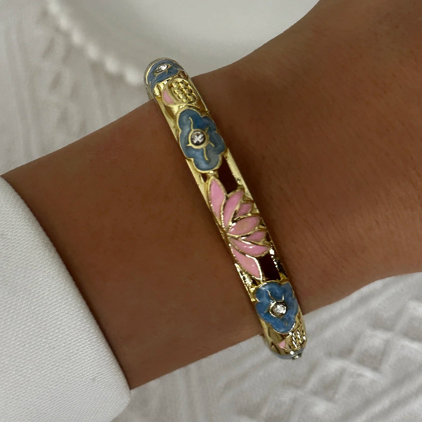 Elegante pulsera de esmalte de flores con circonitas – Pulsera retro chapada en oro con ojo turco floral para mujer | Joyería de moda para fiesta