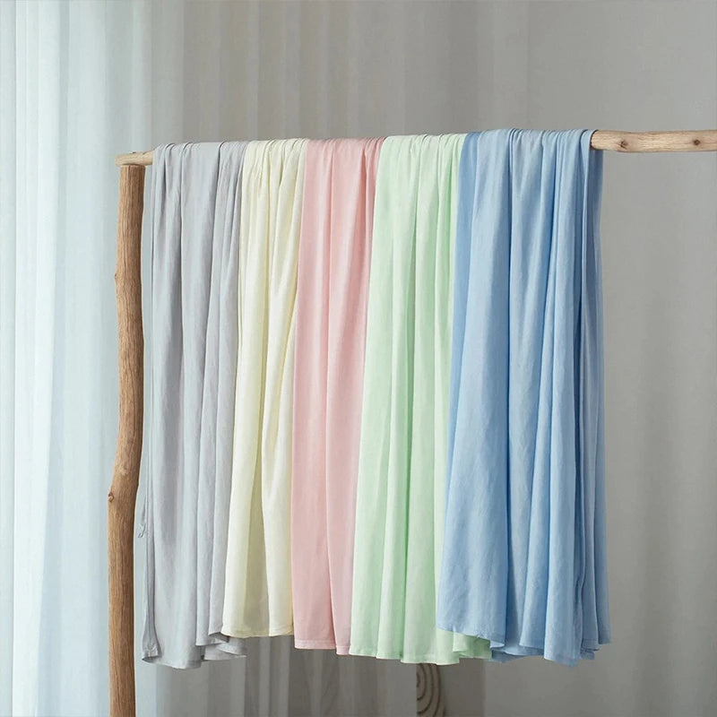 Summer Cooling Blanket – Ice Silk Lightweight Breathable Air Conditioning Quilt for Home & Office