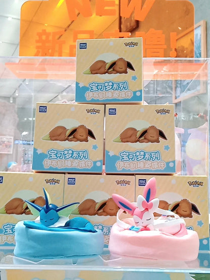 Pokémon Eevee Sleeping Pose Blind Box Figure – Cute Anime Collectible Lucky Charm Toy