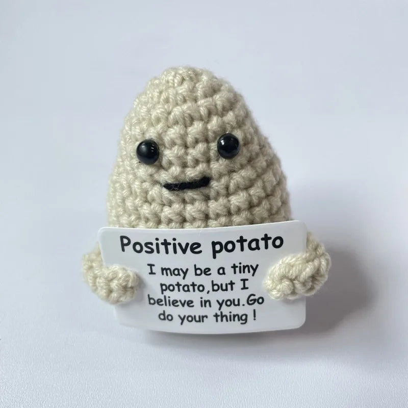 Poupée câlin pomme de terre à énergie positive – Mini ami de poche tricoté en laine, fait à la main, avec carte, cadeau de Noël amusant et décoration de chambre