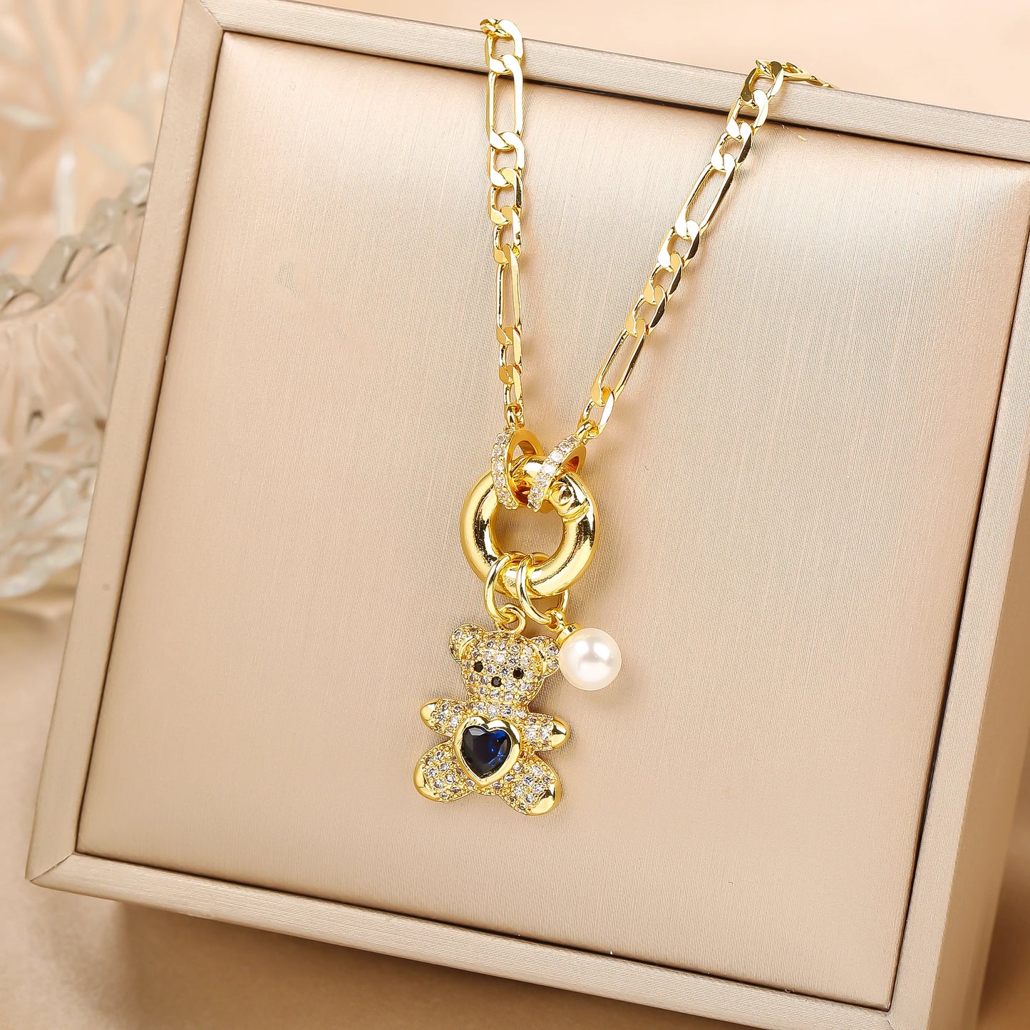 High Quality Shiny Crystal Zirconia Cute Bear Pendant Necklace Choker for Women Girls Holiday Collarbone Chain Gift