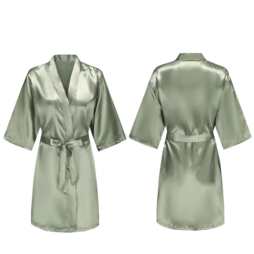 Bata de satén para mujer – Batín sedoso corto para dama de honor para la novia y fiesta de bodas | Kimono elegante para dormir