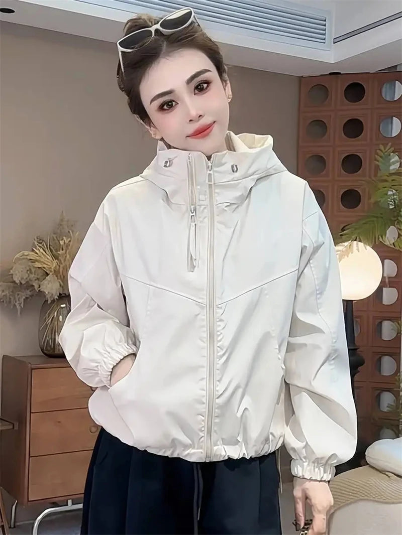 Women's Hooded Short Jacket – Double-Zipper Loose Streetwear Coat for Spring & Autumn Casual Everyday Wear