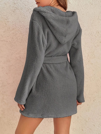 Women’s Hooded Fleece Robe – Solid Color Cozy Warm Bathrobe with Belt for Autumn & Winter Home Wear