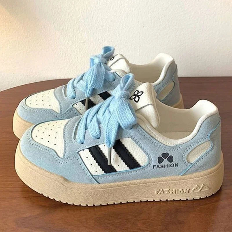 Women's Casual Flat Sneakers – Round Toe Breathable Lace-Up Shoes, Comfortable Shallow-Mouth Design for Spring & Autumn Everyday Wear