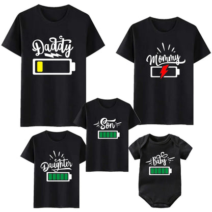 Family Matching T-Shirts – Funny Battery-Themed Daddy, Mommy & Kids Tees, Matching Family Look for Baby Boys, Girls, Brothers & Sisters