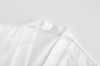 Bata de satén para mujer – Batín sedoso corto para dama de honor para la novia y fiesta de bodas | Kimono elegante para dormir