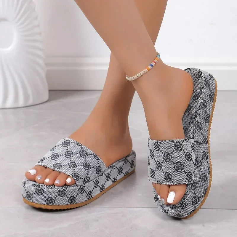 Sandalias de plataforma deslizantes para mujer – Zapatillas de playa planas florales, cómodas zapatillas de verano para exteriores para mujer