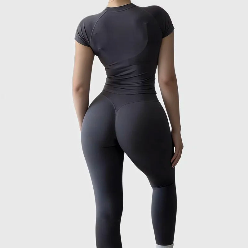 2-Piece Women’s Sports Set – Ribbed Seamless Active Top & Shorts, Yoga Gym Workout Fitness Outfit for Training and Everyday Wear
