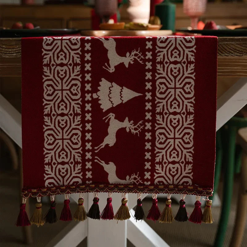 Christmas Snowflake Jacquard Table Runner – Winter Dining Table Cloth for Xmas, New Year, Rustic Home Decor & Holiday Gift