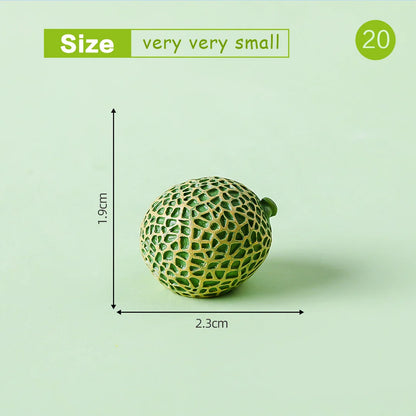 Lot de 10 mini figurines de fruits – Miniatures de fruit du dragon, noix de coco, melon d'eau, orange, pomme, banane et ananas pour la décoration de jardin miniature, les scènes de maison de poupée, les pots de plantes et les loisirs créatifs