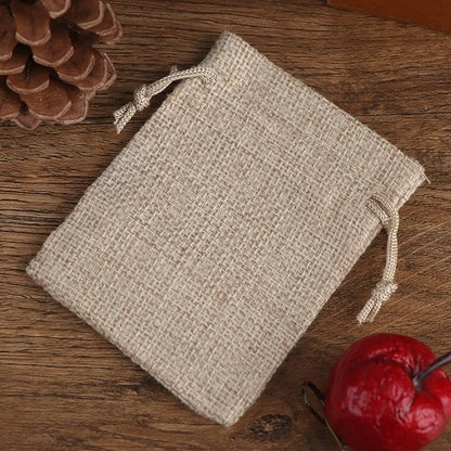 50 SACS CADEAUX en toile de jute avec cordon de serrage – Sacs à dragées en jute pour mariages, bonbons, bijoux et emballages DIY