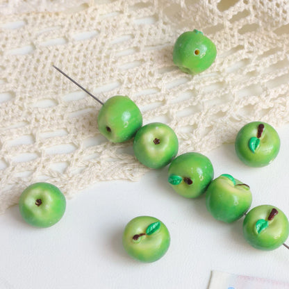 5 cuentas de resina de mini frutas – Bonitos dijes 3D de manzana y fresa para hacer joyas, pulseras, collares, colgantes y accesorios de manualidades