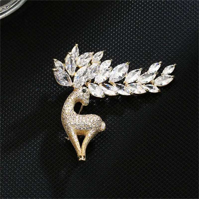 Rhinestone Cat Brooch Pin for Women & Men – Exquisite Cartoon Animal Fashion Jewelry for Party, Casual Clothing & Gift Accessories