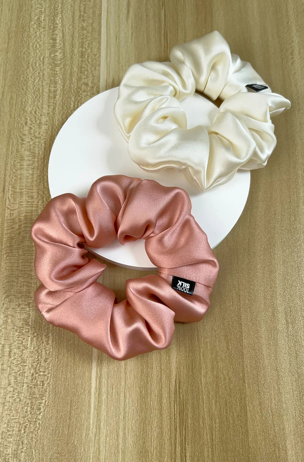 Goma para el pelo 100% seda Mulberry – 19 Momme, elástico grande para mujeres y niñas | Accesorio de lujo de seda para coleta