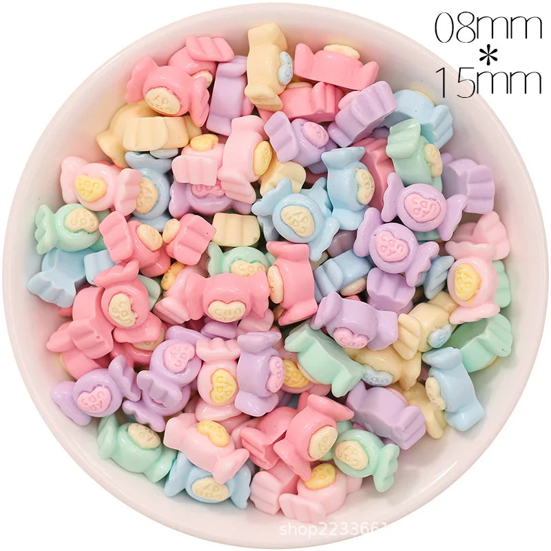 30/300pcs Mini Breloques en Résine Bonbon Fleur Amour – Mignons Accessoires de Bricolage pour Nail Art, Barrettes à Cheveux, Scrapbooking, Bijoux Faits Main et Projets Créatifs pour Enfants