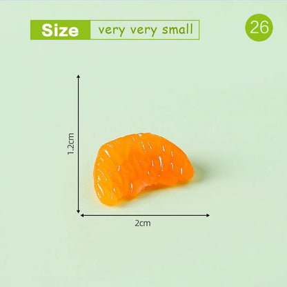 Lot de 10 mini figurines de fruits – Miniatures de fruit du dragon, noix de coco, melon d'eau, orange, pomme, banane et ananas pour la décoration de jardin miniature, les scènes de maison de poupée, les pots de plantes et les loisirs créatifs