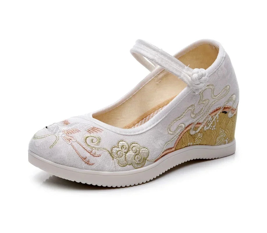 Zapatos de plataforma de lona bordados vintage para mujer – Zapatos casuales estilo étnico chino Hanfu, zapatillas sin cordones Harajuku de otoño