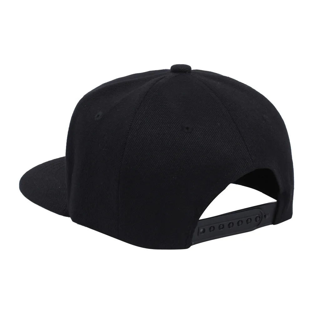 Classic Plain Snapback Baseball Cap – Adjustable Unisex Flat Brim Hat for Casual, Streetwear & Outdoor Wear