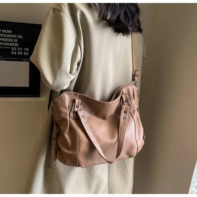 Women’s PU Leather Shoulder Bag – 2026 Fashion Handbag with Soft Interior Compartment, Contrast Color Design, Zipper Closure, Stylish Everyday Purse for Work, Travel & Casual Use