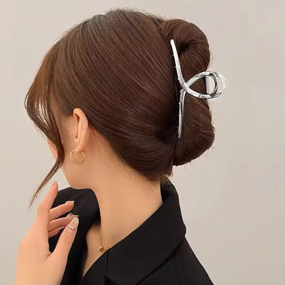 Elegant Geometric Bow Hair Claw Clip for Women – Vintage Large Metal Hair Clip Barrette Hair Accessory