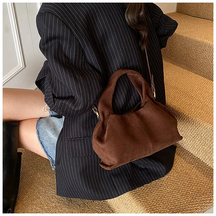 Sac à main bouffant français – Sac à bandoulière givré tendance avec fermoir magnétique, sac à main rétro en forme de nuage, sac à main tendance de style boîte à déjeuner pour femmes pour une utilisation décontractée et quotidienne