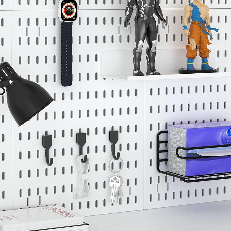 Kit de organización modular de pared con tablero perforado (Pegboard) para bricolaje – Paneles de almacenamiento colgantes sin taladro para cuartos de manualidades, oficina y organización del hogar