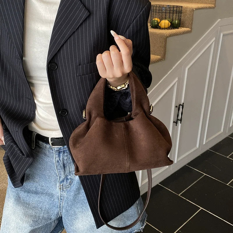 Sac à main bouffant français – Sac à bandoulière givré tendance avec fermoir magnétique, sac à main rétro en forme de nuage, sac à main tendance de style boîte à déjeuner pour femmes pour une utilisation décontractée et quotidienne