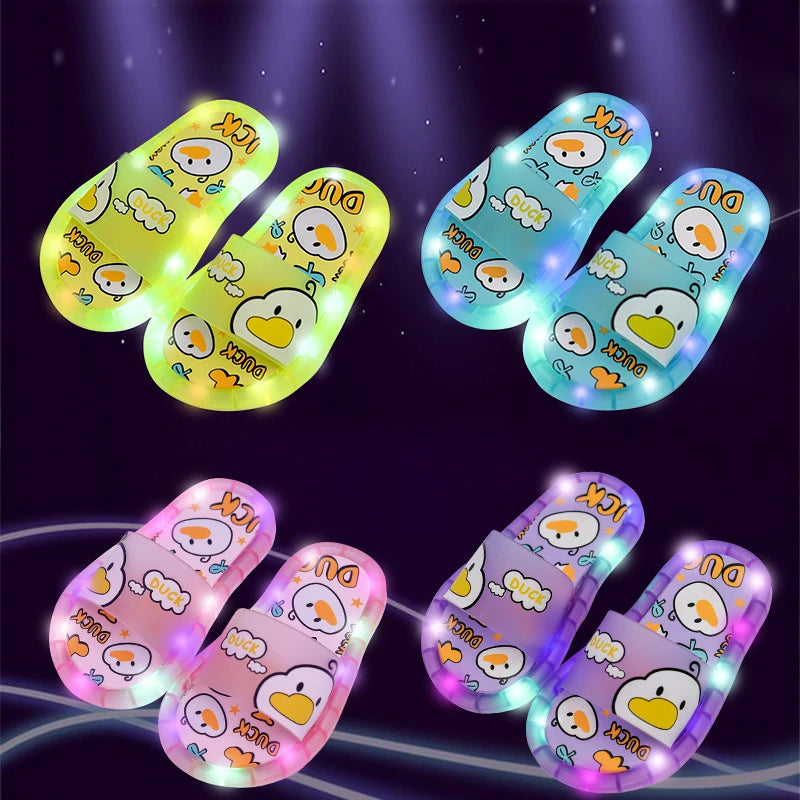 Zuecos LED con luces para niños, bonitas pantuflas de cristal con dibujos animados para niños y niñas