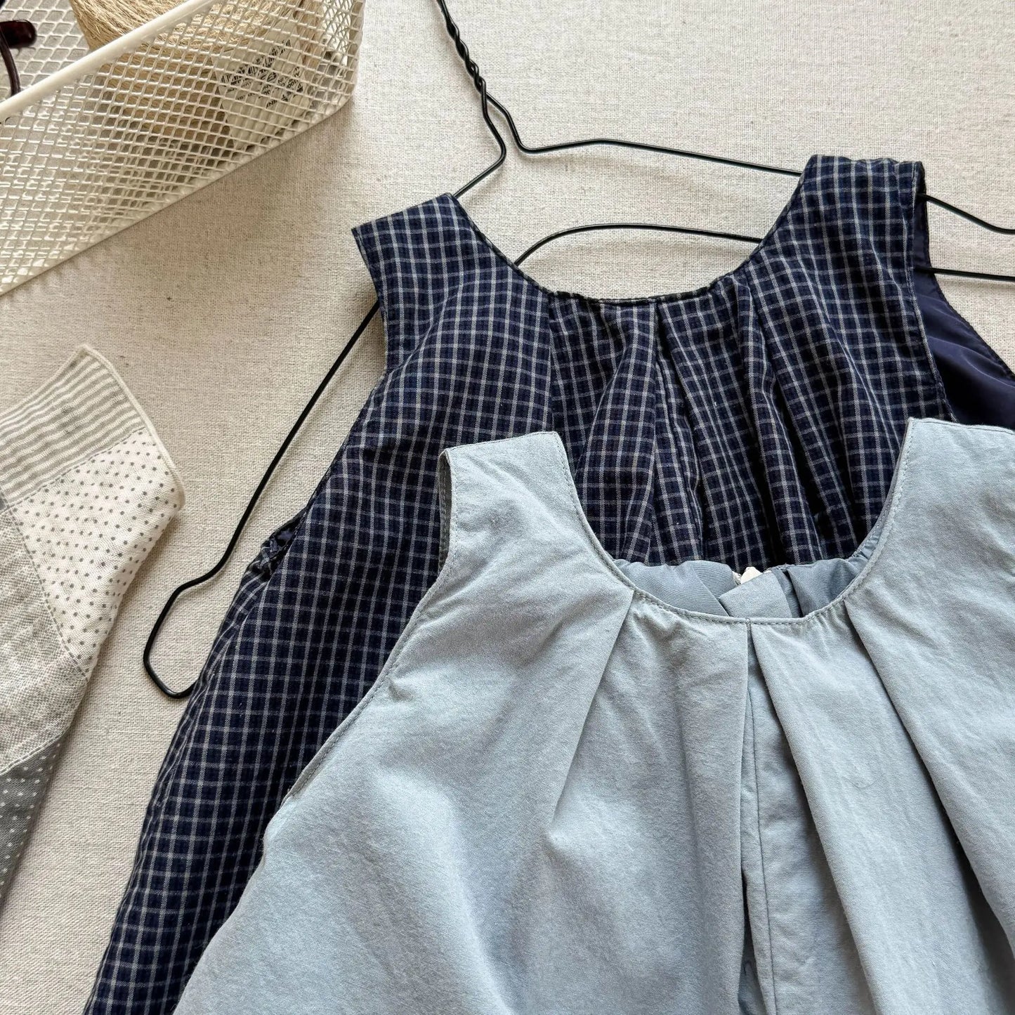 Deer Jonmi 2026 Mono a cuadros de verano para bebé niña – Pelele linterna sin mangas estilo coreano, body informal de ajuste holgado para niños, conjunto de verano cómodo para bebés y niñas