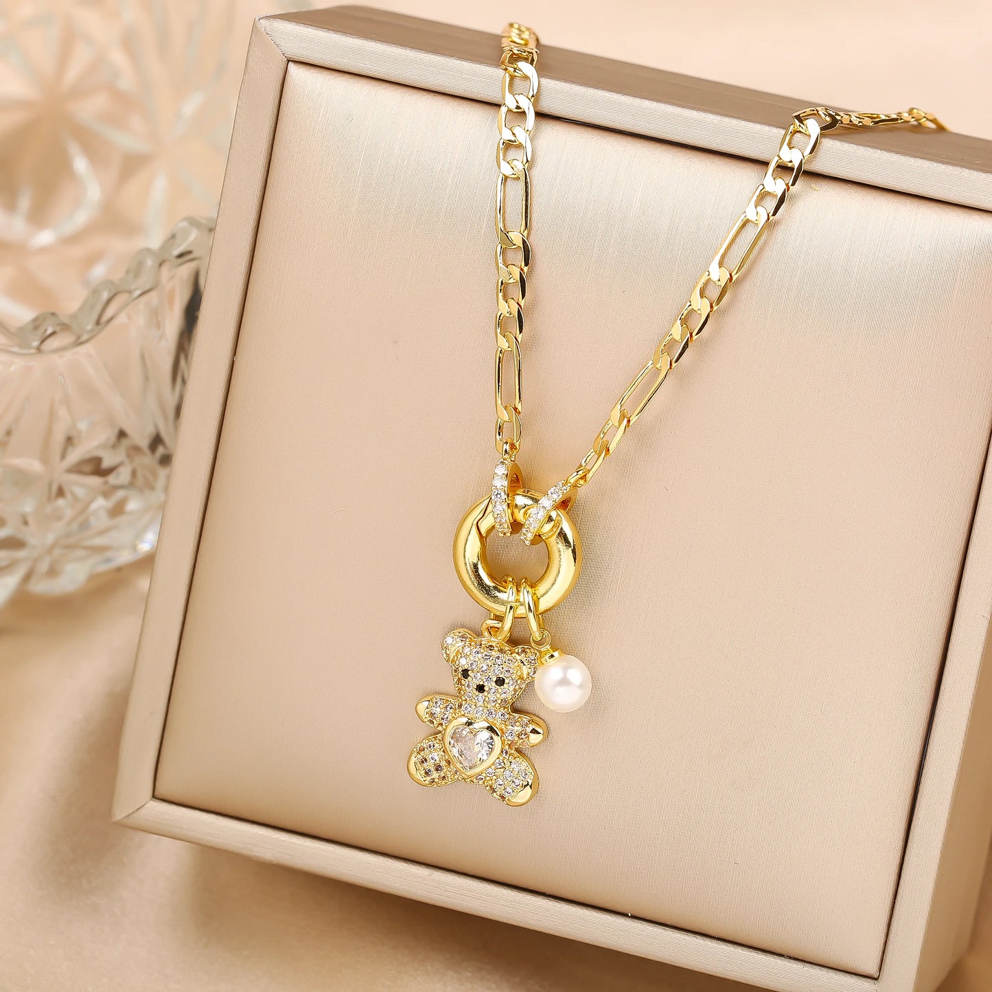 High Quality Shiny Crystal Zirconia Cute Bear Pendant Necklace Choker for Women Girls Holiday Collarbone Chain Gift