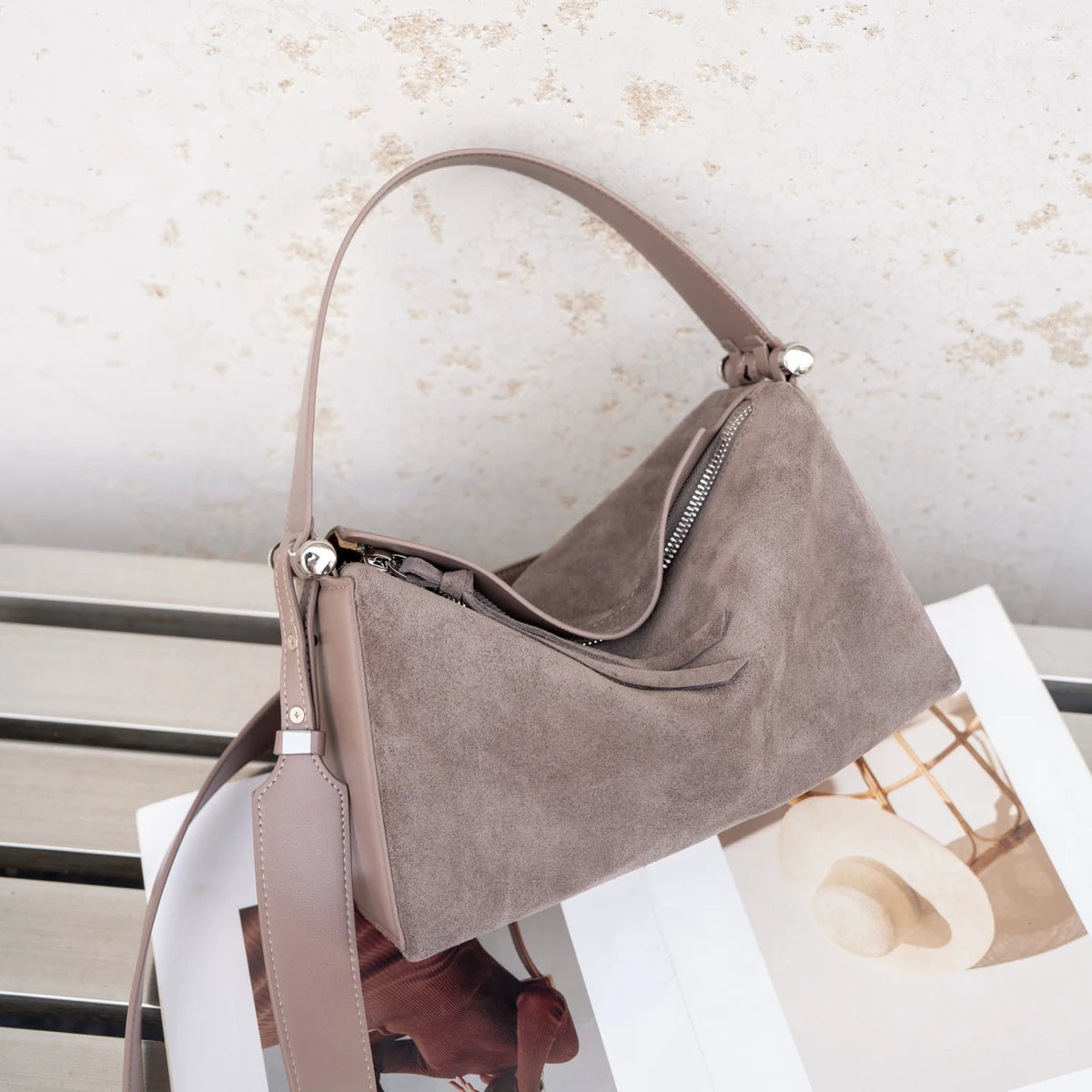 Women's Genuine Leather Shoulder Bag – Luxury Cowhide Crossbody & Underarm Tote with Large Capacity, Elegant Fashion Handbag for Everyday Use