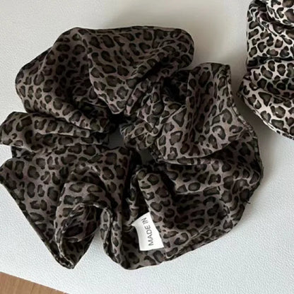 Korean Leopard Print Oversized Scrunchie – Large Elastic Hair Tie for Women & Girls | Retro Fashion Ponytail Hair Accessory