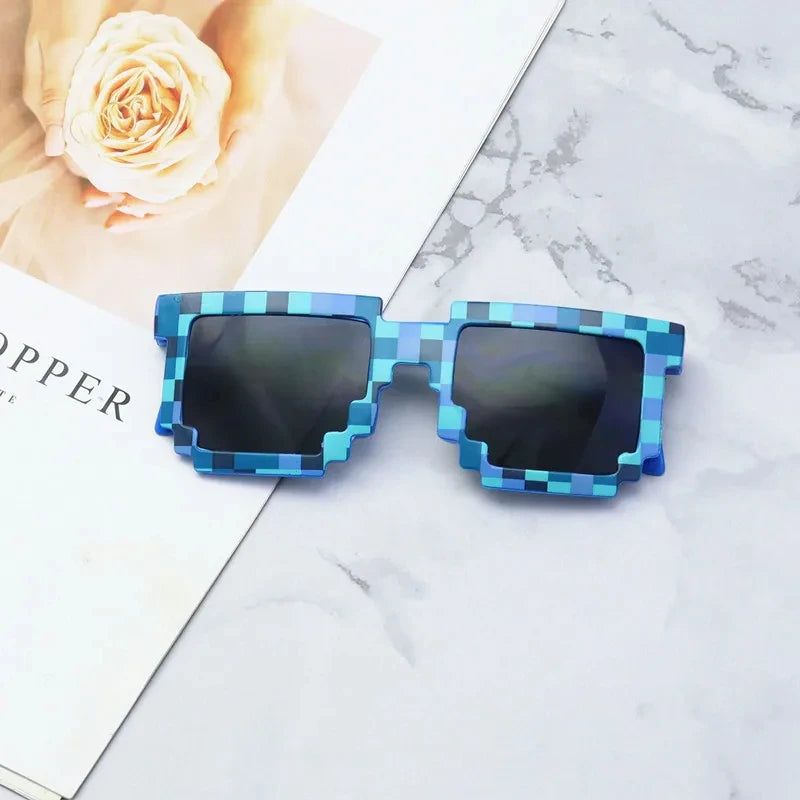 Funny Kids Pixel Sunglasses – Square Mosaic Cosplay Eyewear for Action Game-Themed Parties, Costume Accessories & Children's Gifts