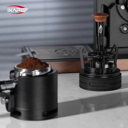 IKAPE V3 Herramienta WDT para Espresso – Agitador de café giratorio con embudo dosificador y soporte, Herramienta de distribución de espresso para baristas, Posos de café y accesorios para cafetería casera