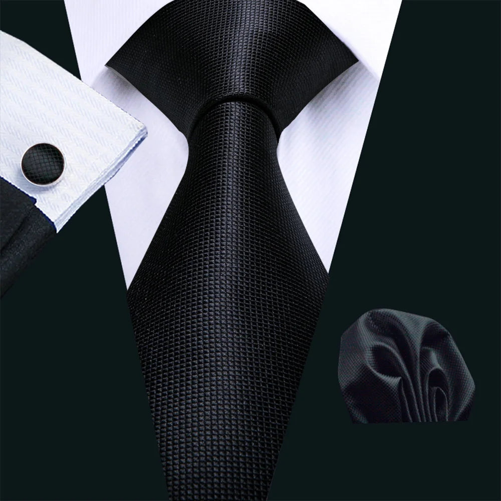 Set de corbata negra para hombre con pañuelo de bolsillo y gemelos. Corbata tejida para ocasiones formales de negocios o bodas.