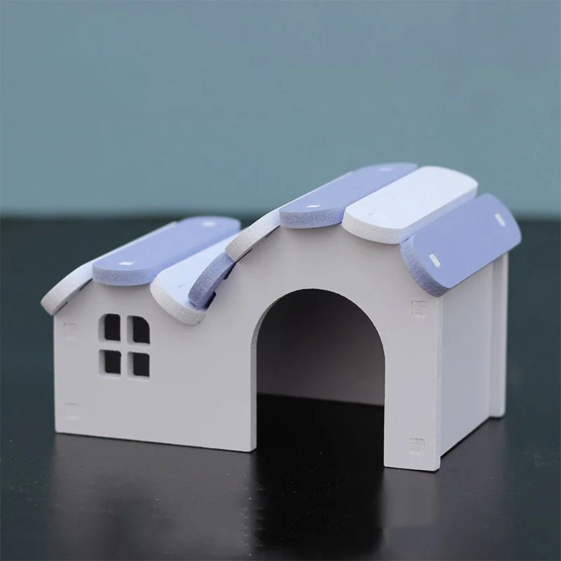 Wooden Hamster Hideout & Rainbow House – Assembled Small Animal Nest with Totoro-Inspired Design, Hamster Villa & Activity Toy