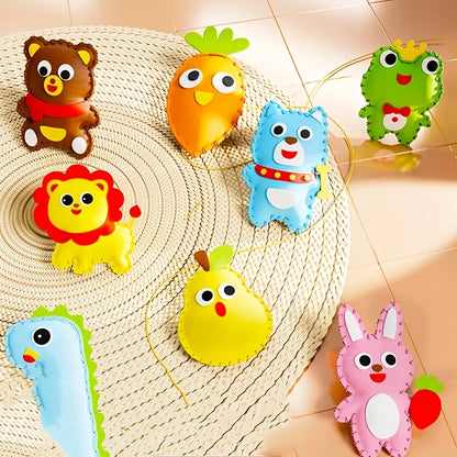 Kit de couture et de broderie 8 pièces pour débutants – Kit de loisirs créatifs d'animaux à fabriquer avec tissu, aiguilles et fil pour enfants, apprentissage de la couture, cadeau artistique créatif