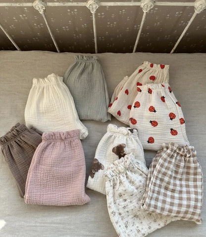 Pantalones de Bebé de Algodón Orgánico – Pantalones Suaves de Muselina Estampados para Recién Nacidos y Niños Pequeños, Parte de Abajo Informal y Adorable para Usar en Primavera, Verano, Otoño e Invierno