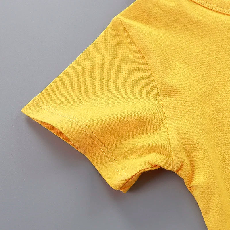 Ensemble d'été Donald Duck pour enfants – Survêtement 2 pièces pour garçons avec t-shirt et short, tenue décontractée pour bébés de 1 à 4 ans, vêtements de jeu confortables pour l'été