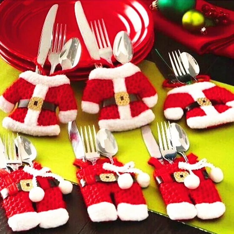 6PCS Santa Suit Cutlery Holders – Christmas Silverware Pocket Bags for Tableware, Xmas & New Year Party Table Decor