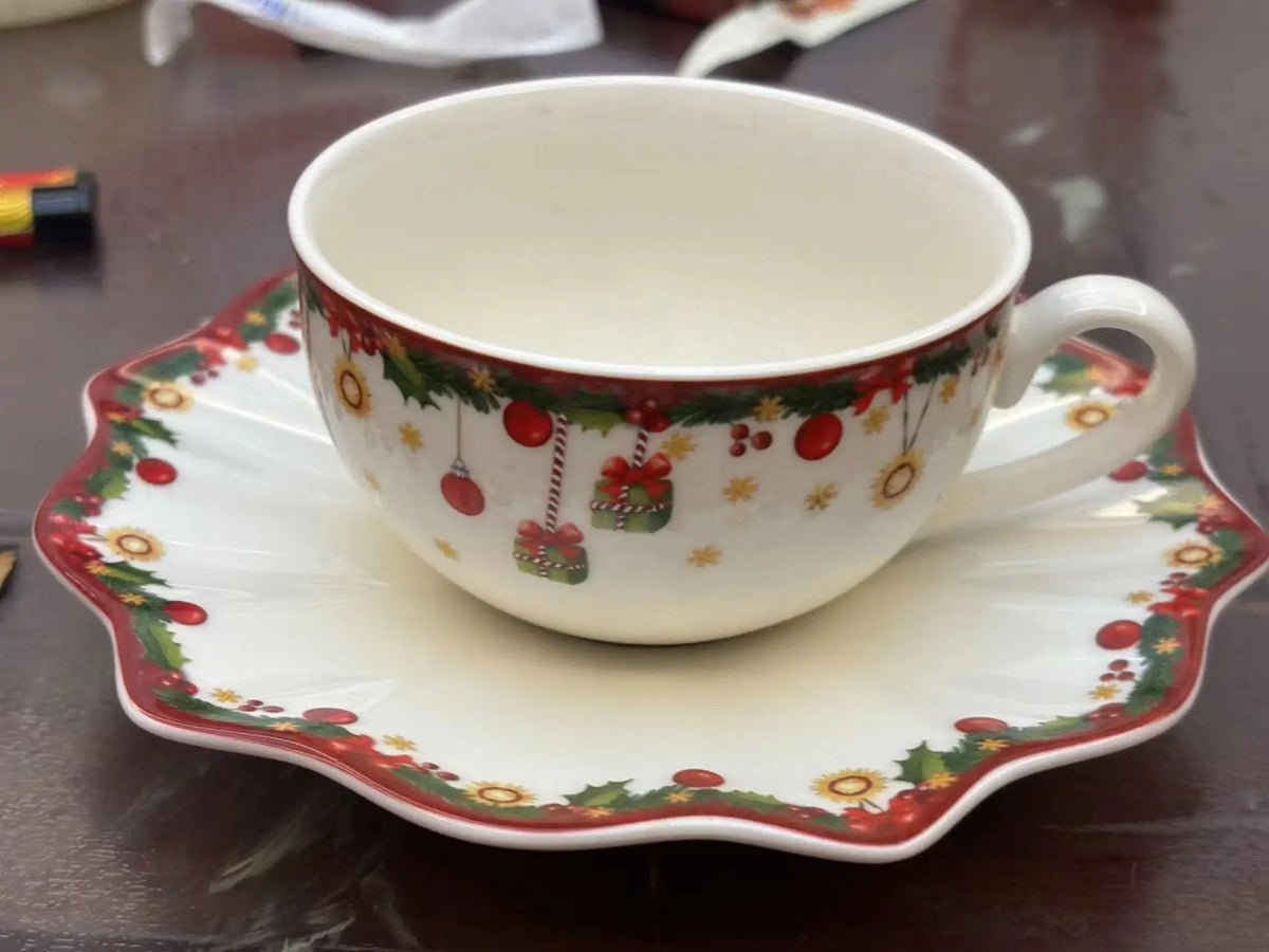 German V Bao Christmas Tableware Collection – Biscuit Plate, Rectangular Serving Plate, Mug, Salad Dish, Dessert & Fruit Holder