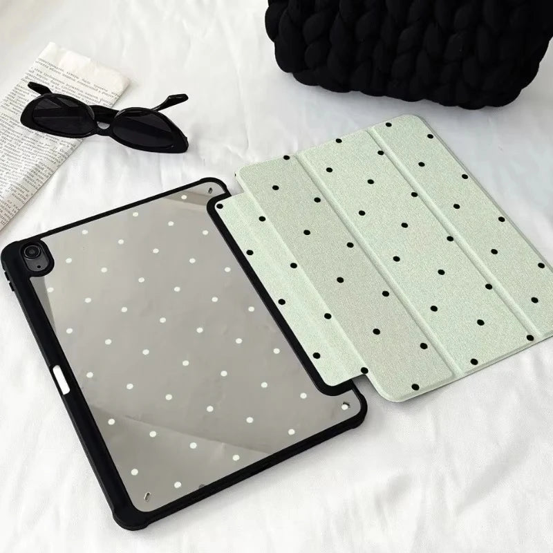 Étui iPad trifold à pois noirs pour iPad Pro 11, Pro 12.9, Air 4/5, Air 3, iPad 10ème génération, 10.2, 10.5, 9.7 et iPad Mini 6