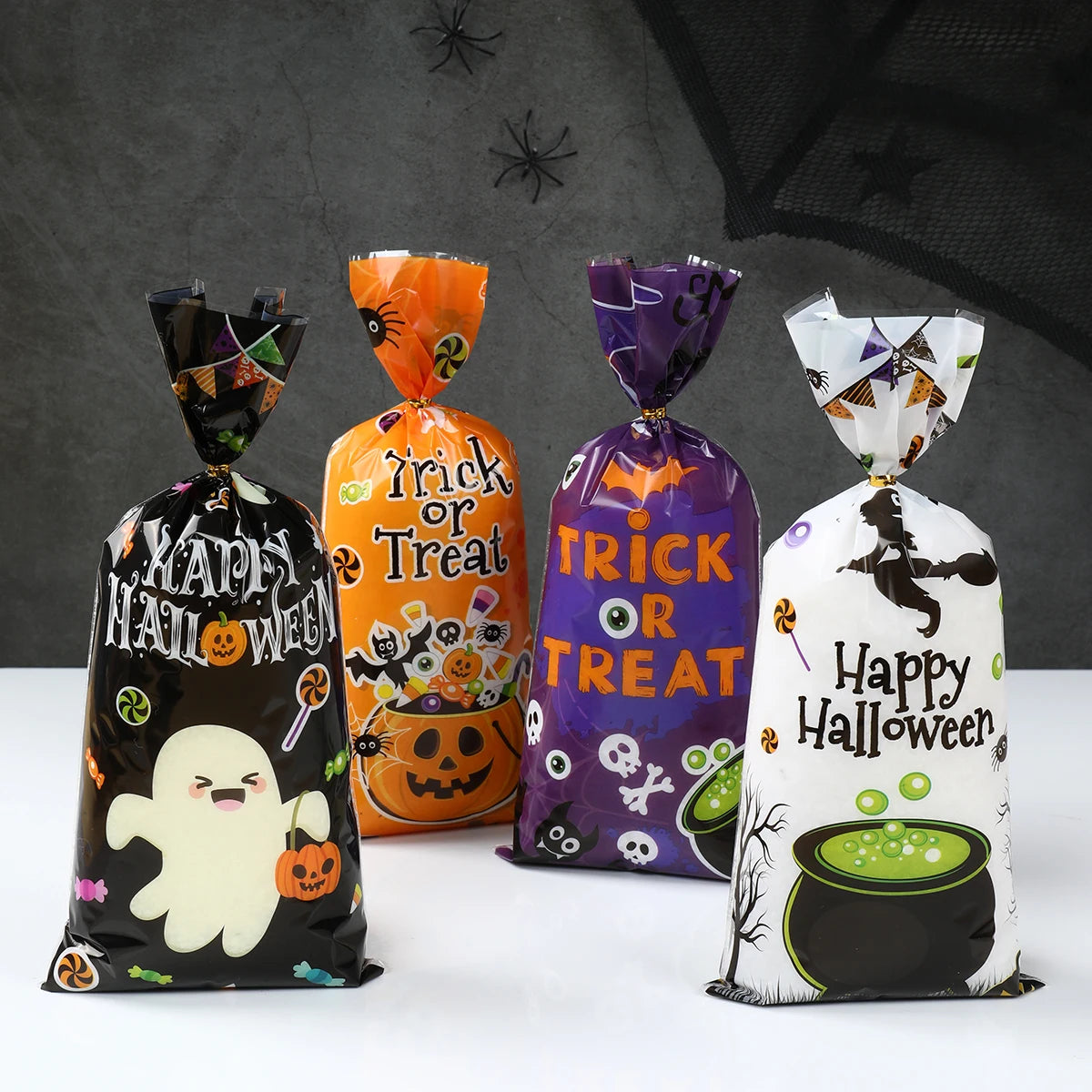 25/50/100PCS Halloween Ghost & Cat Gift Bags – Candy & Cookie Treat Packaging Bags for Trick-or-Treat, Halloween Parties & Decorations 2025