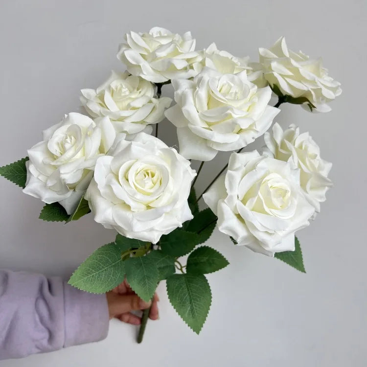 Ramo de rosas de diamantes de 9 cabezas – Rosas artificiales sintéticas con detalles de diamantes brillantes, arreglo floral realista para boda, decoración del hogar, sala de estar y regalo