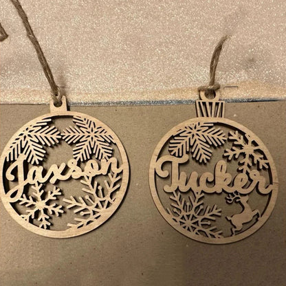 Personalized Wooden Christmas Tree Ornament – Custom Name Hanging Bauble Holiday Decoration Gift