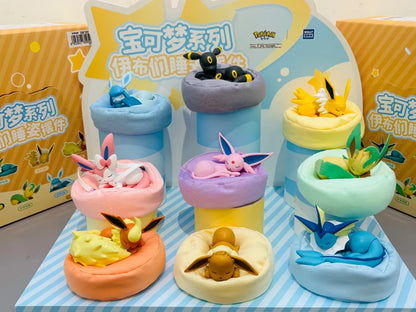 Pokémon Eevee Sleeping Pose Blind Box Figure – Cute Anime Collectible Lucky Charm Toy