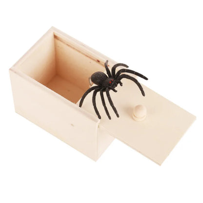 Juguete de Broma Araña con Caja de Madera – Regalo Realista de Halloween para Niños, Casas Embrujadas y Recuerdos de Fiesta