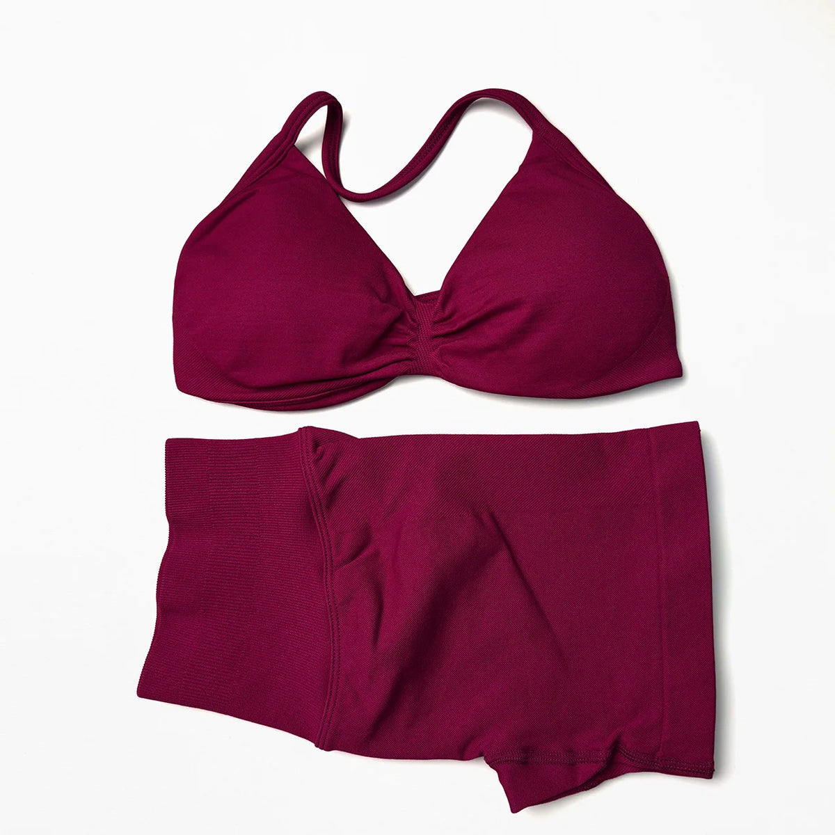 Seamless 2-Piece Yoga Sports Set – Strappy Halter Crop Top with Removable Pads & Quick-Dry Backless Shorts for Gym and Fitness